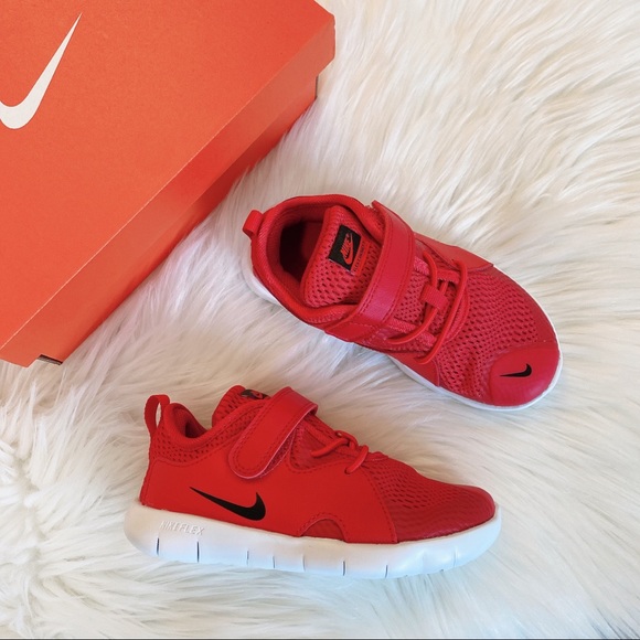 Nike Toddler Sneakers - Picture 2 of 7